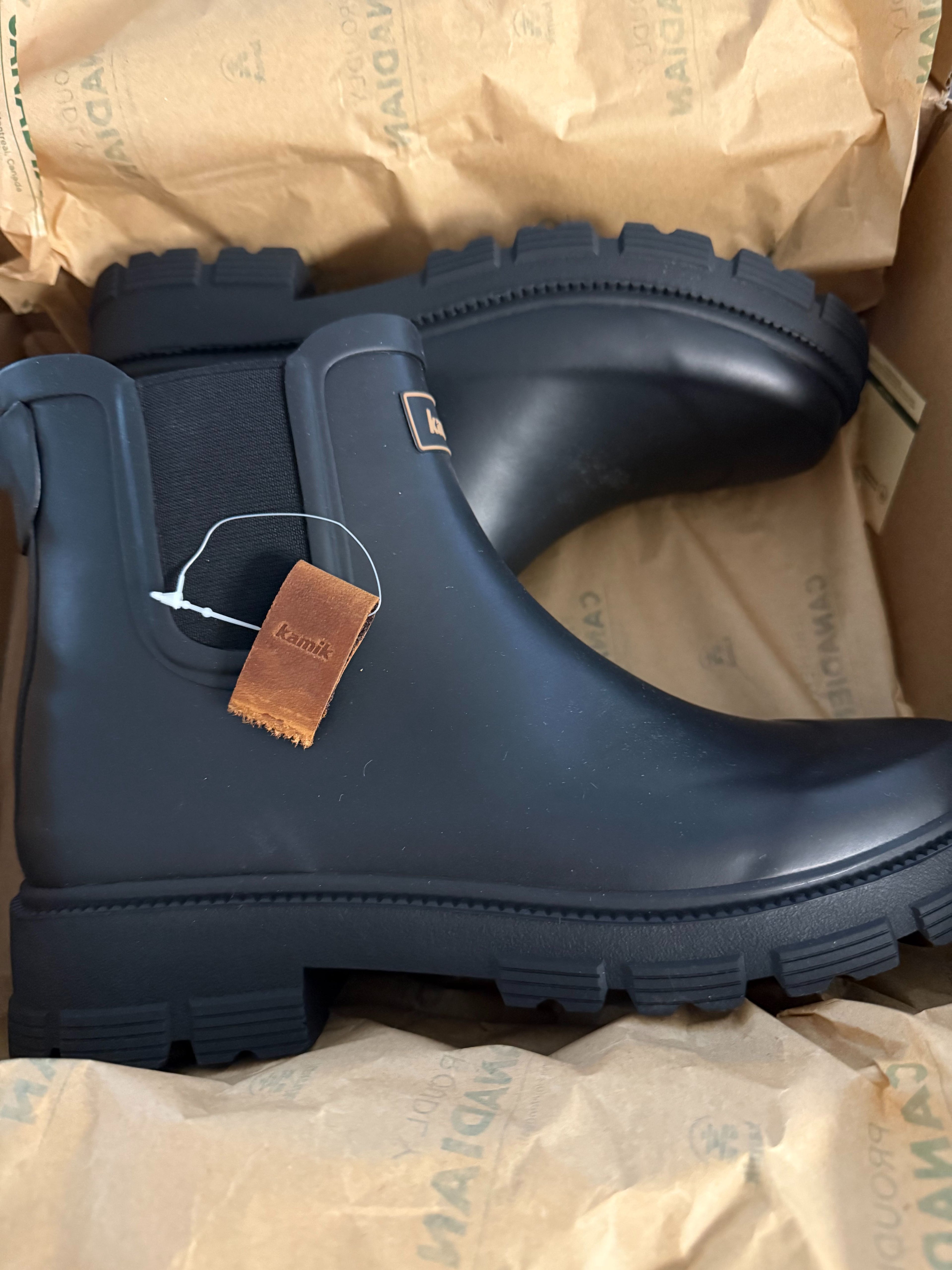 Kamik - Hailee Waterproof Chelsea Boots - Women's|-|Kamik - Bottines cambrées imperméables Hailee - Femme