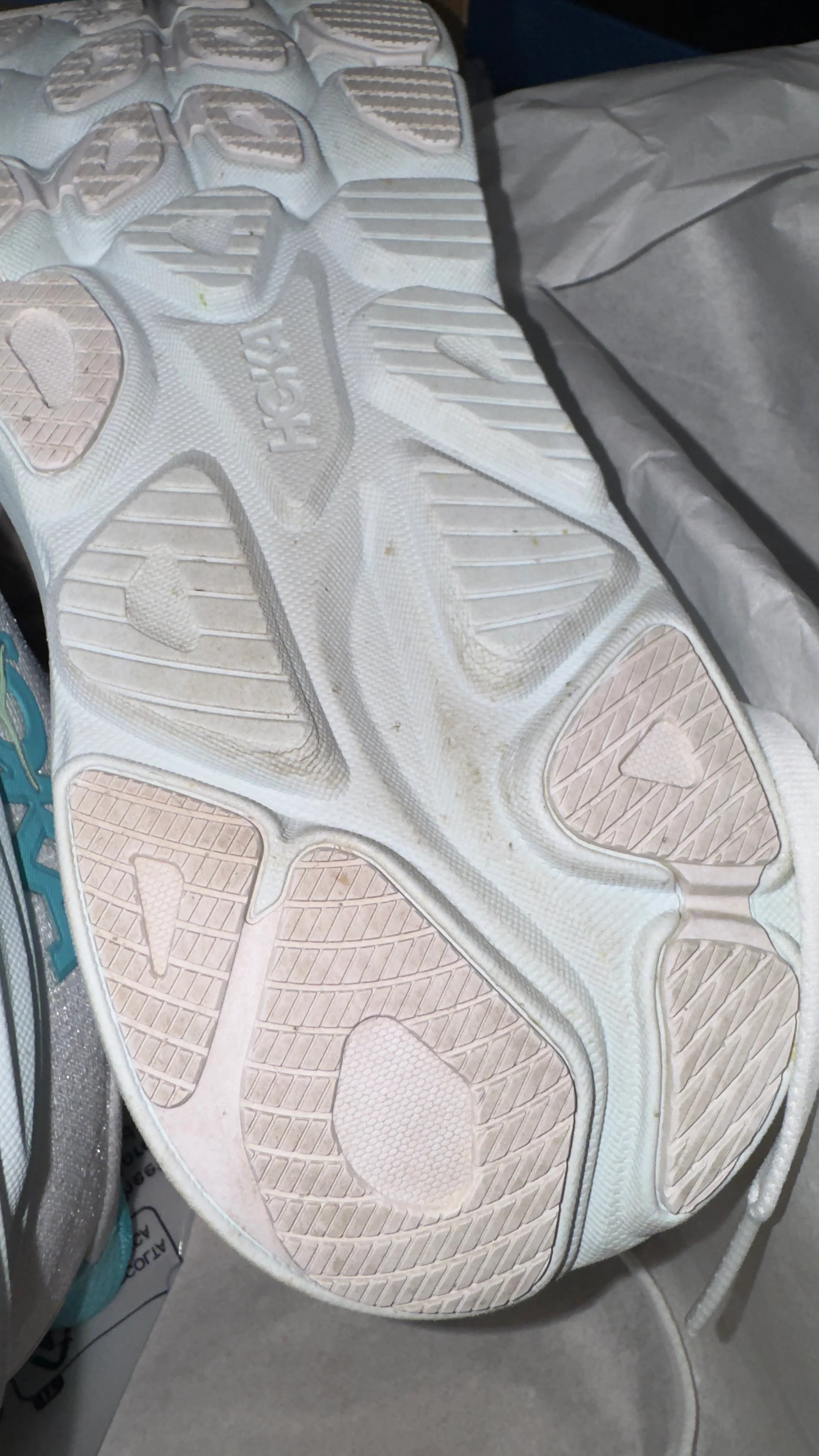 Hoka - Clifton 10 Running Shoes - Women's |-| Hoka - Souliers de course sur route Clifton 10 - Femme