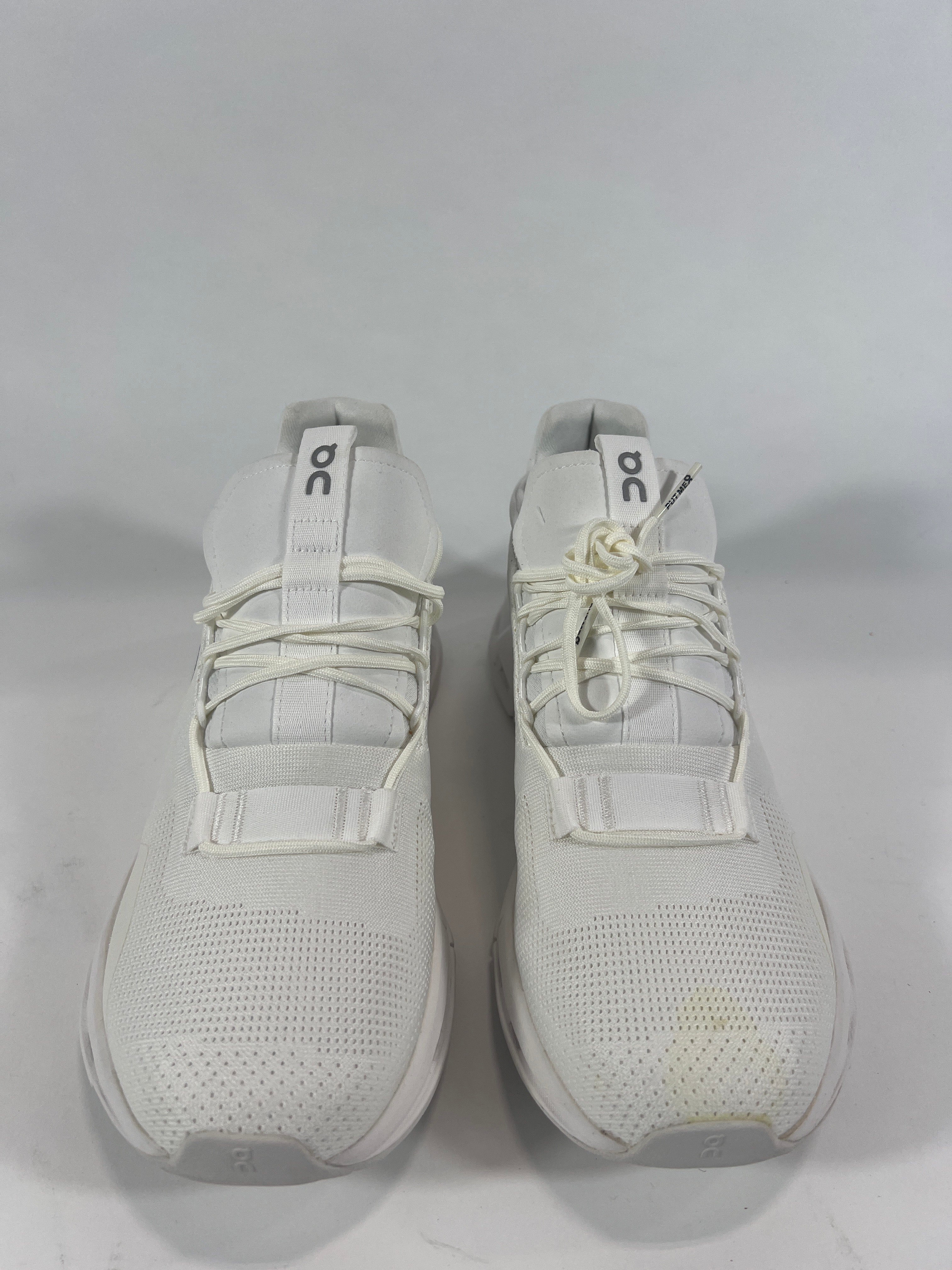 On Running - Cloudnova Sneakers - Women's |-| On Running - Souliers Cloudnova - Femme