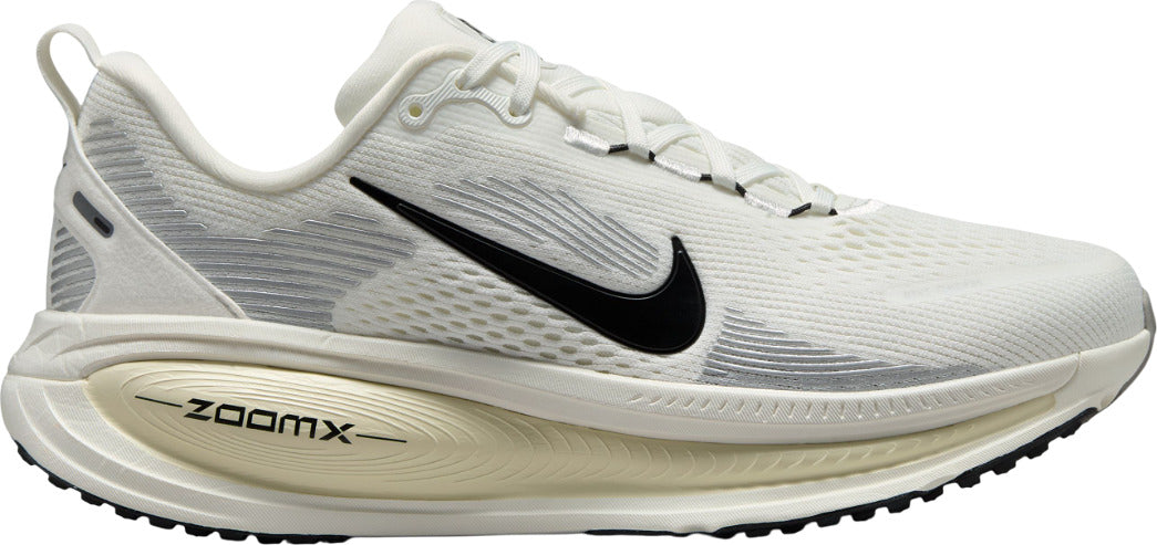 Nike - Vomero 18 Road Running Shoes - Women's|-|Nike - Souliers de course sur route Vomero 18 - Femme