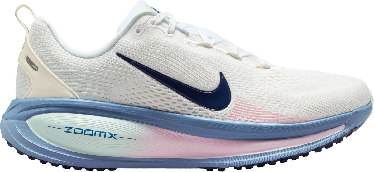 Nike - Vomero 18 Road Running Shoes - Women's|-|Nike - Souliers de course sur route Vomero 18 - Femme