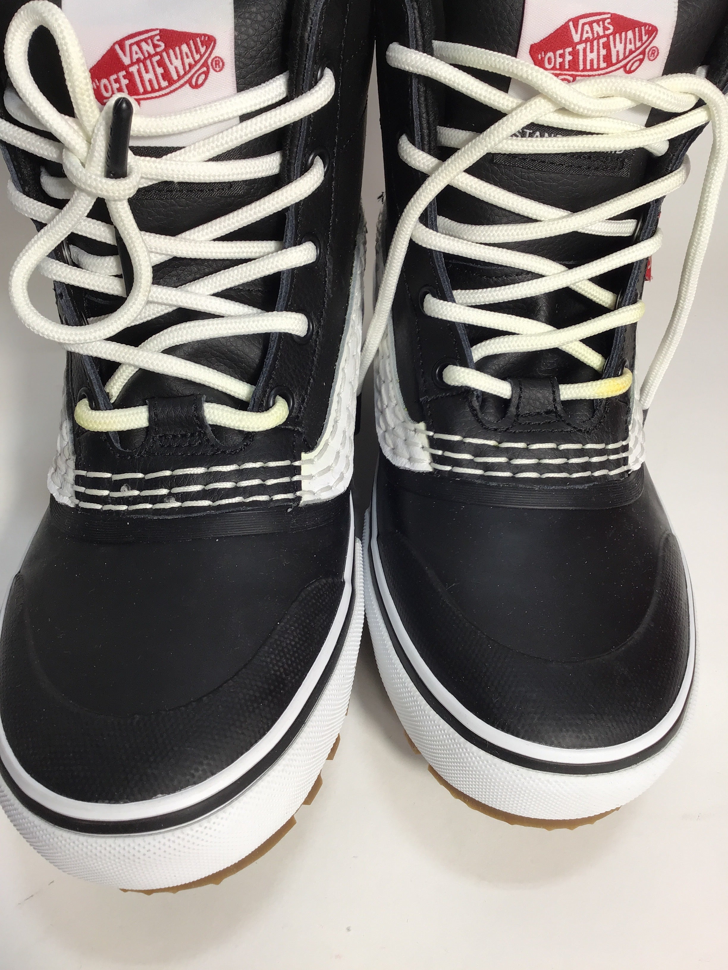 Vans - Standard Mid Snow MTE Boots - Unisex |-| Vans - Bottes Standard Mid Snow MTE - Unisexe
